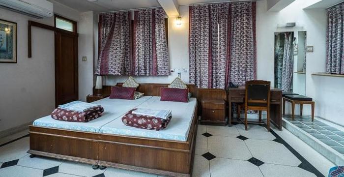 Jaipur Inn